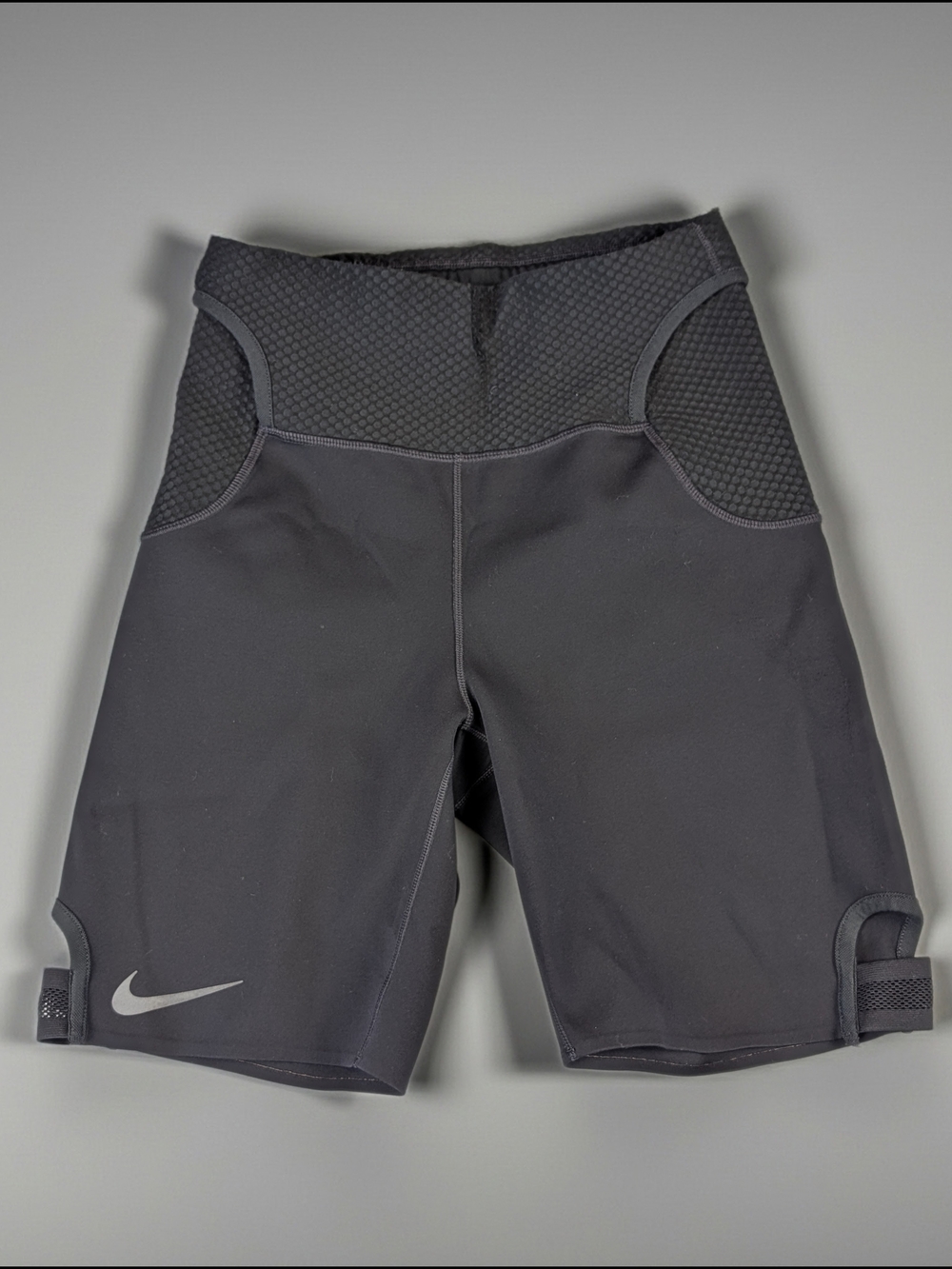 NIKE Women's City Ready Running 7" Shorts‎ Women's Size Small Compression